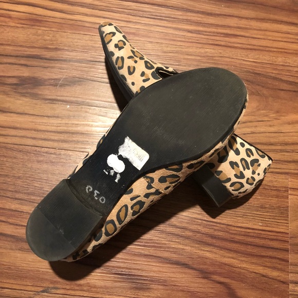 Sold - Picture 3 of 4